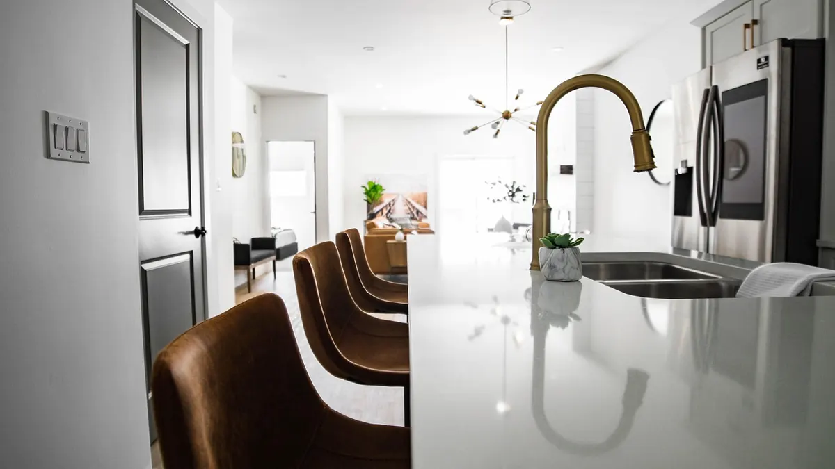 The Ultimate Kitchen Decor Checklist for a Functional and Stylish Space